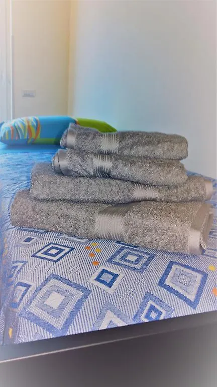 Sacra Famiglia Ausonia Apartment Palermo